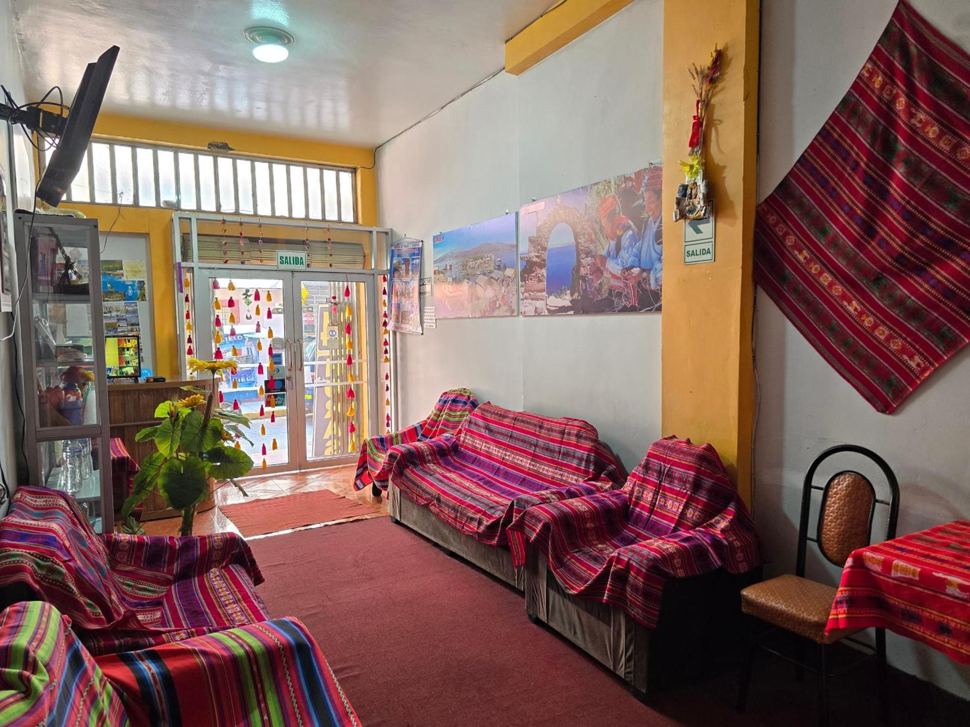 Hostal Acuarius Puno Exterior foto