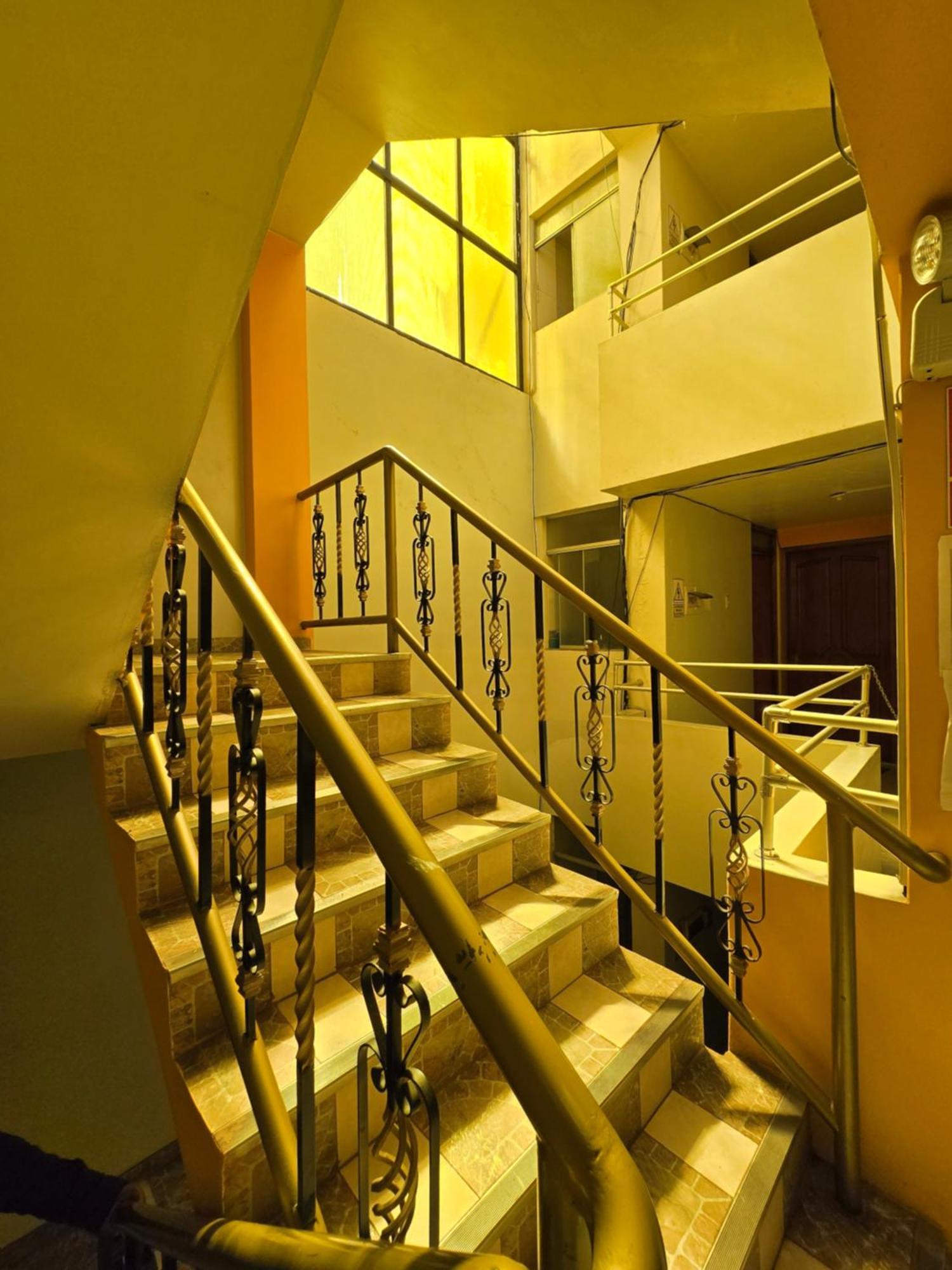 Hostal Acuarius Puno Exterior foto