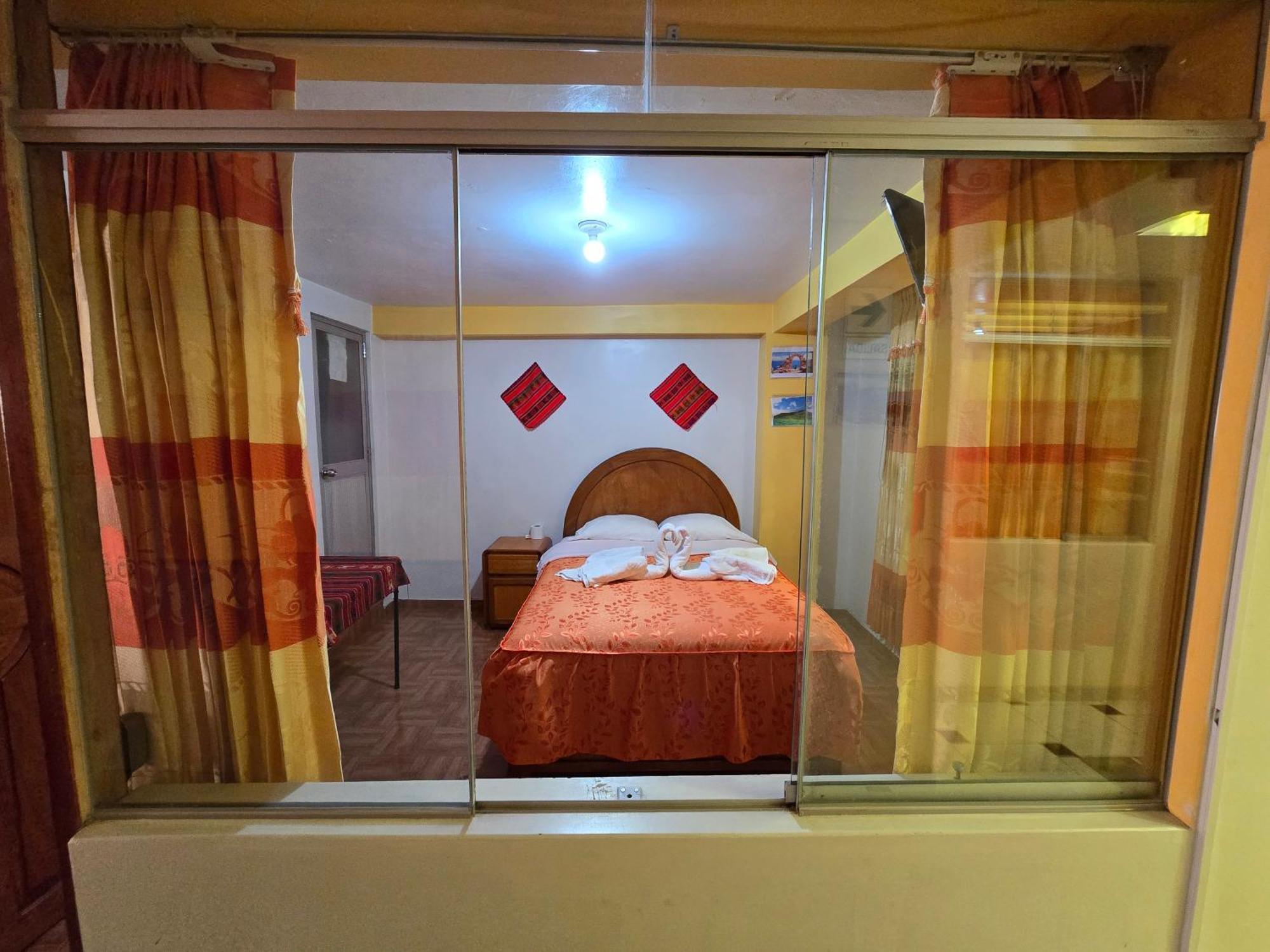 Hostal Acuarius Puno Exterior foto